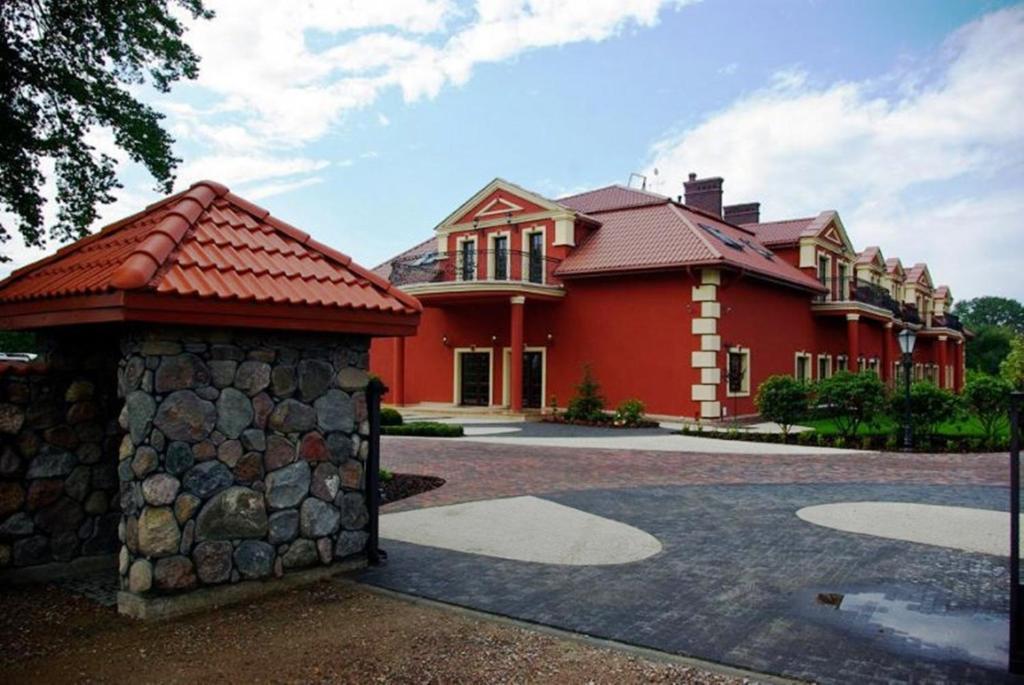 Hotel Milord Pułtusk Kültér fotó